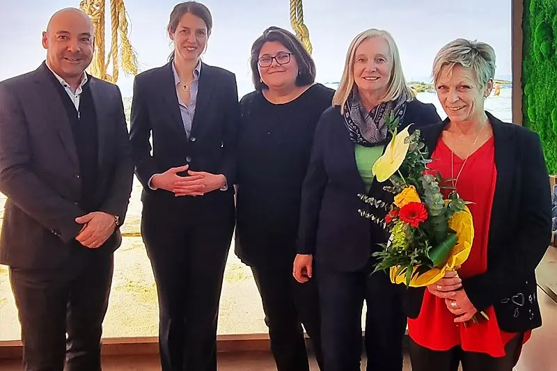 Standorteröffnung mit Glücksrad und Gutschein-Verlosung