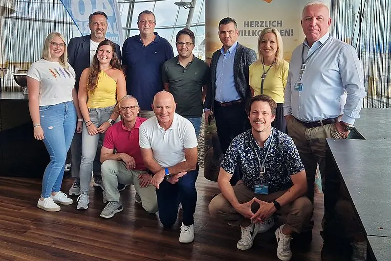 FTI feierte den „Endless Summer“ mit Barbecue & coolen Drinks