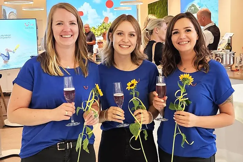 Feierliches Opening mit neuem nachhaltigen Shop-Konzept