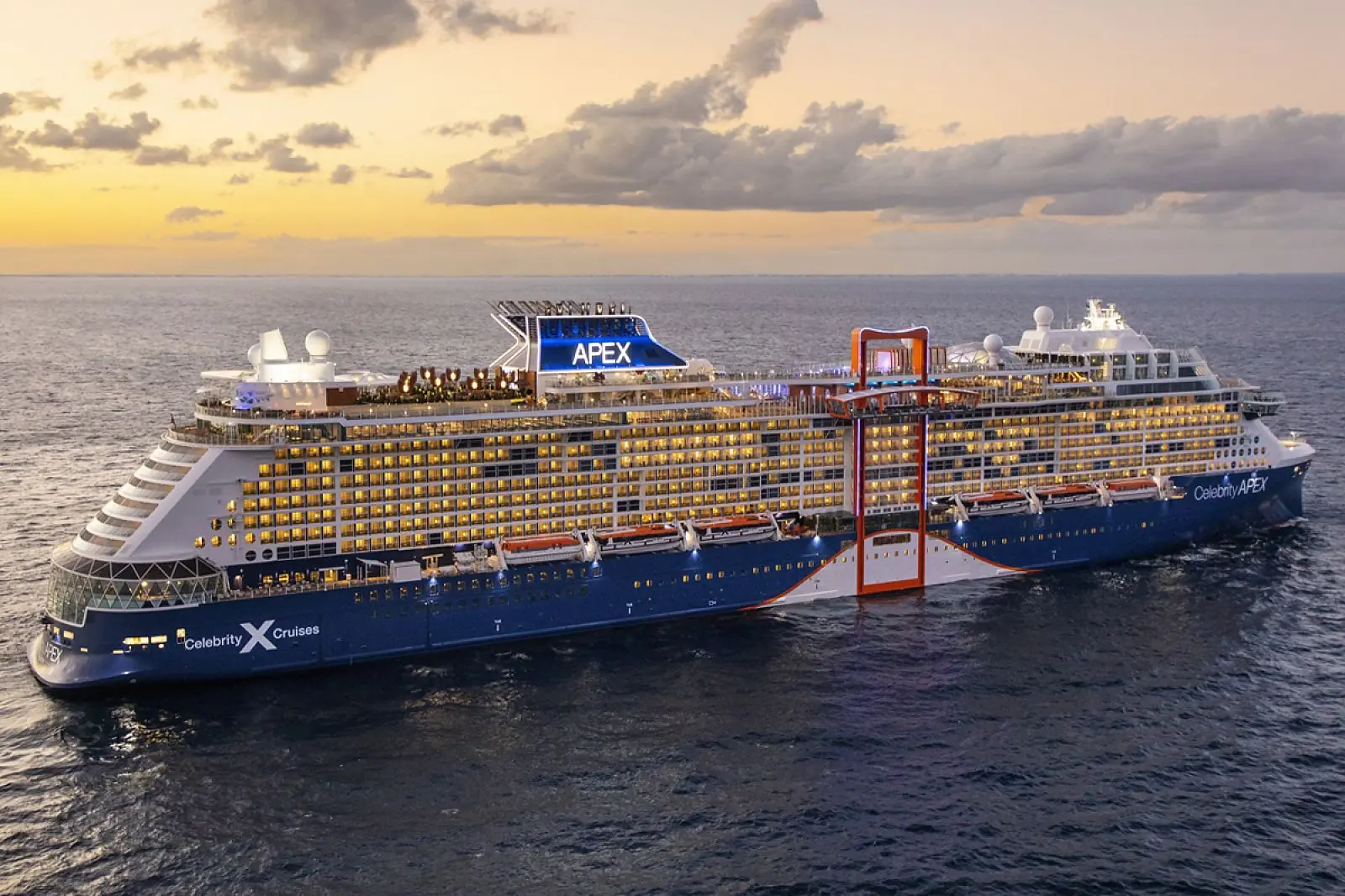 Zwei Ship Visits auf der Celebrity Apex