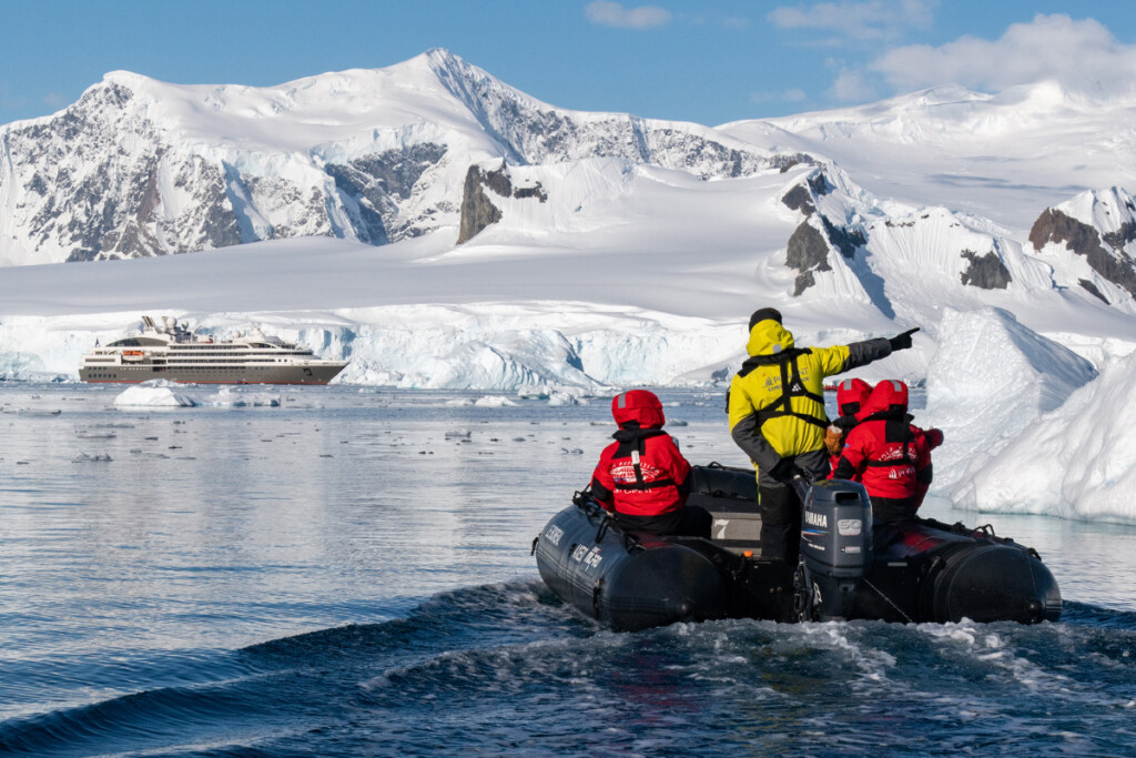 Auf Expeditionskurs in der Antarktis
